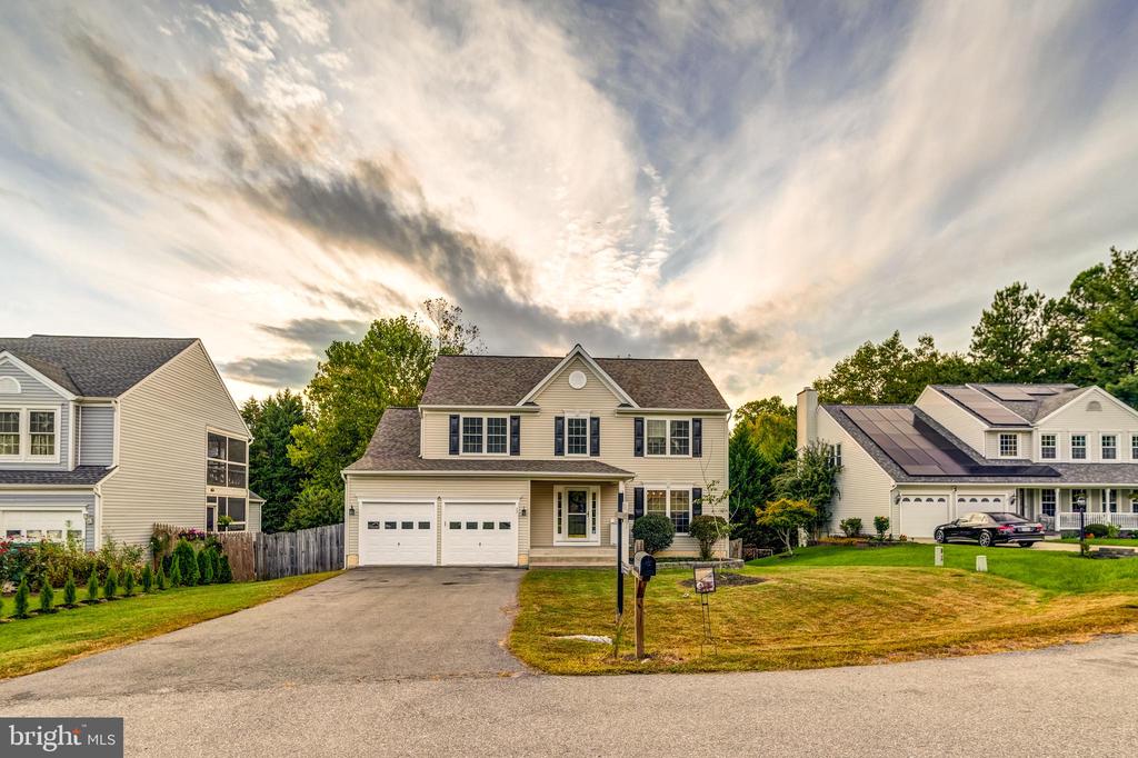 33 ONTELL COURT