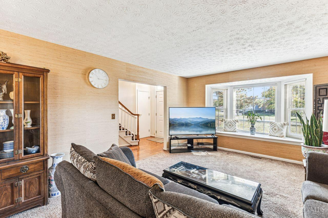 28 Twin Lakes Drive