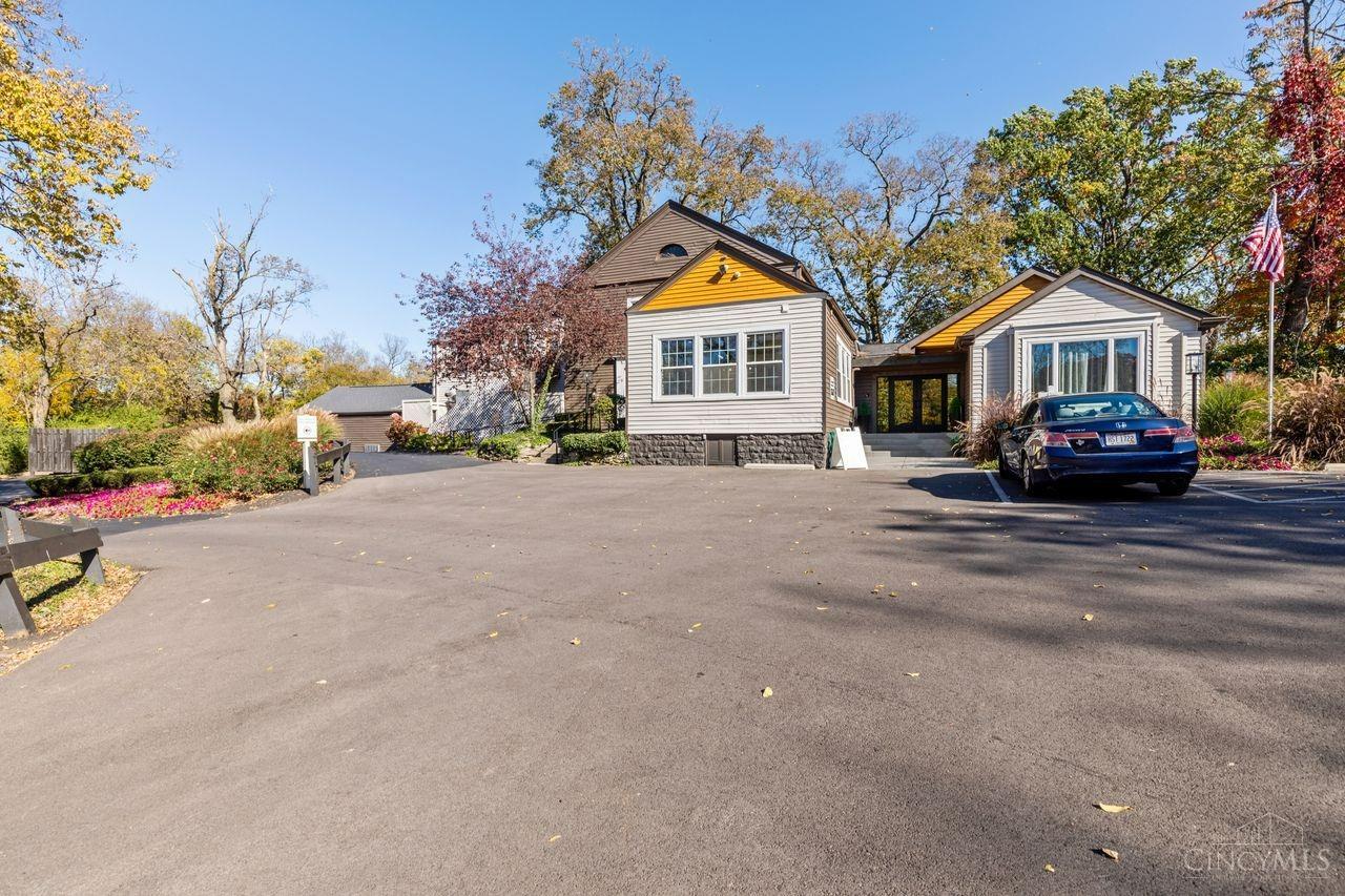 28 Twin Lakes Drive