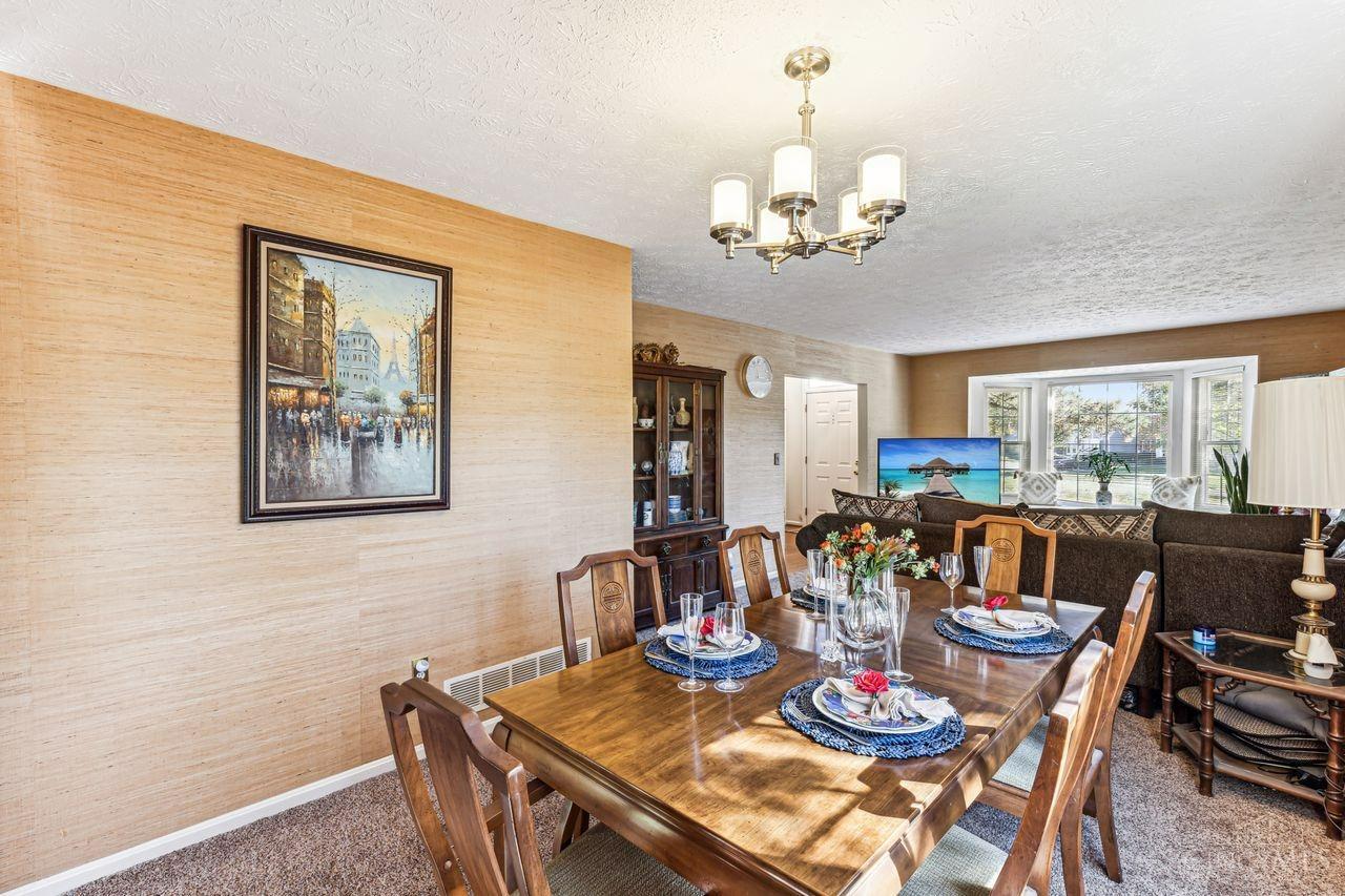 28 Twin Lakes Drive