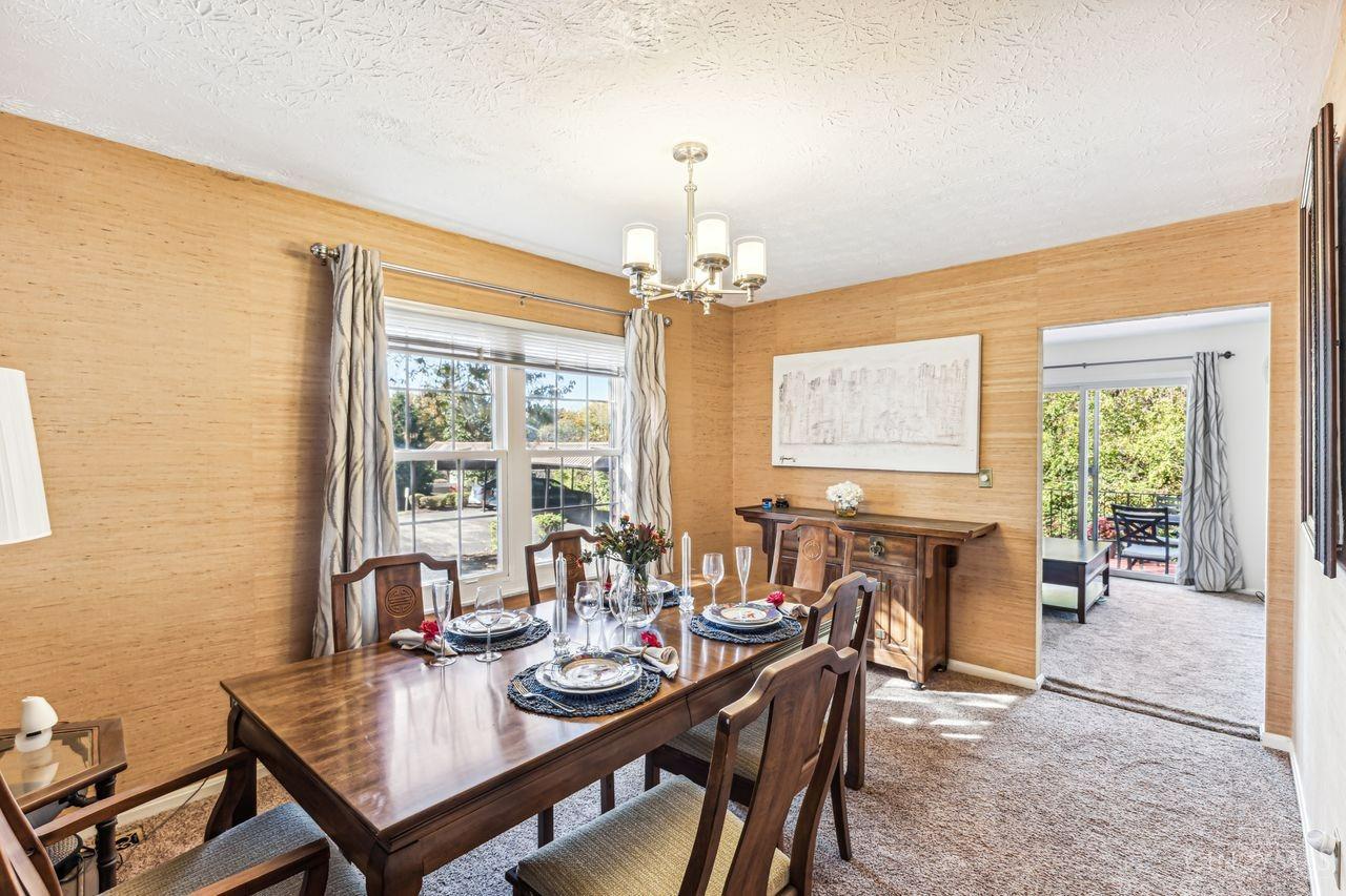 28 Twin Lakes Drive
