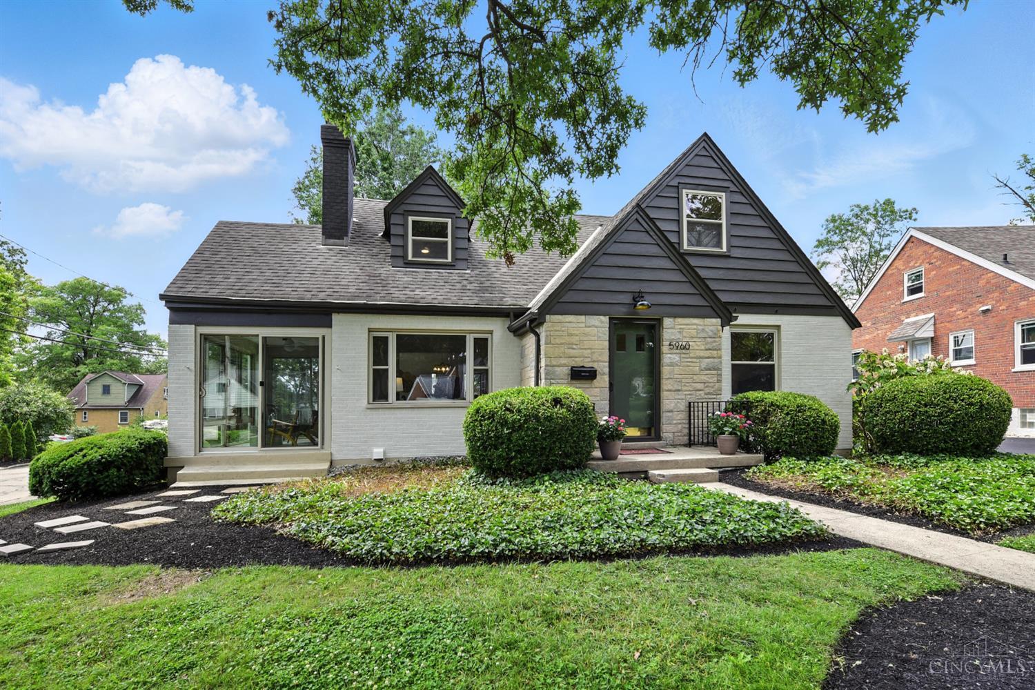 5960 Winnetka Drive