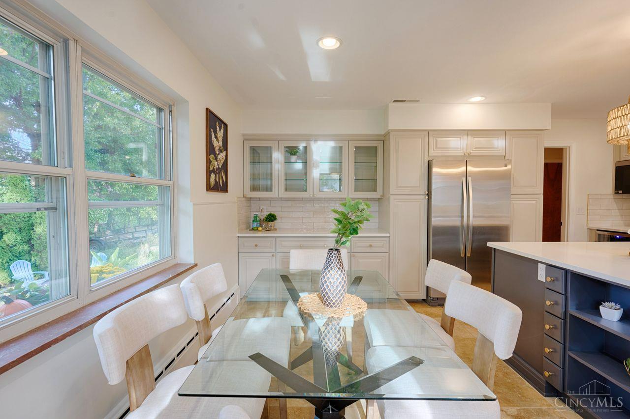 6008 Winnetka Drive
