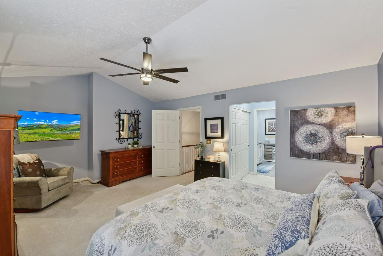 2474 Walnutview Court