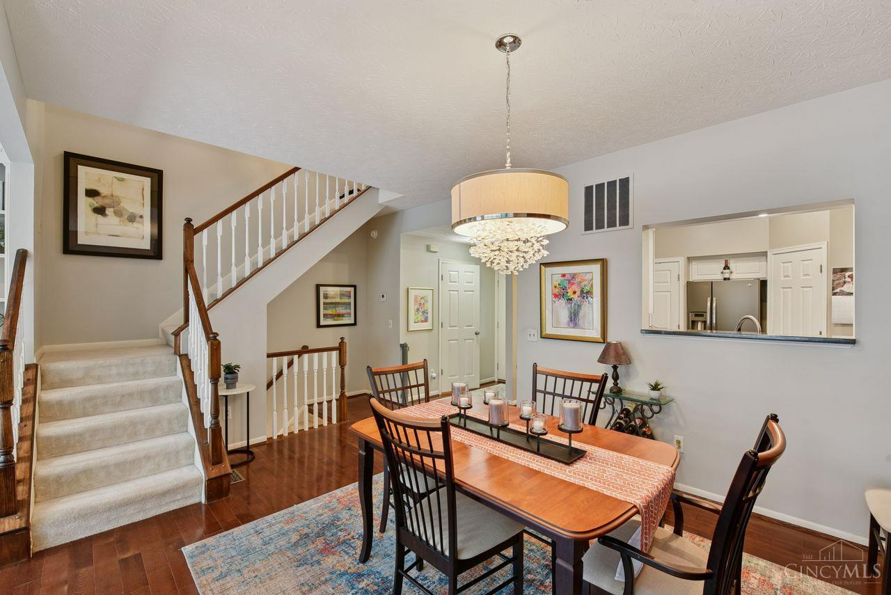 2474 Walnutview Court