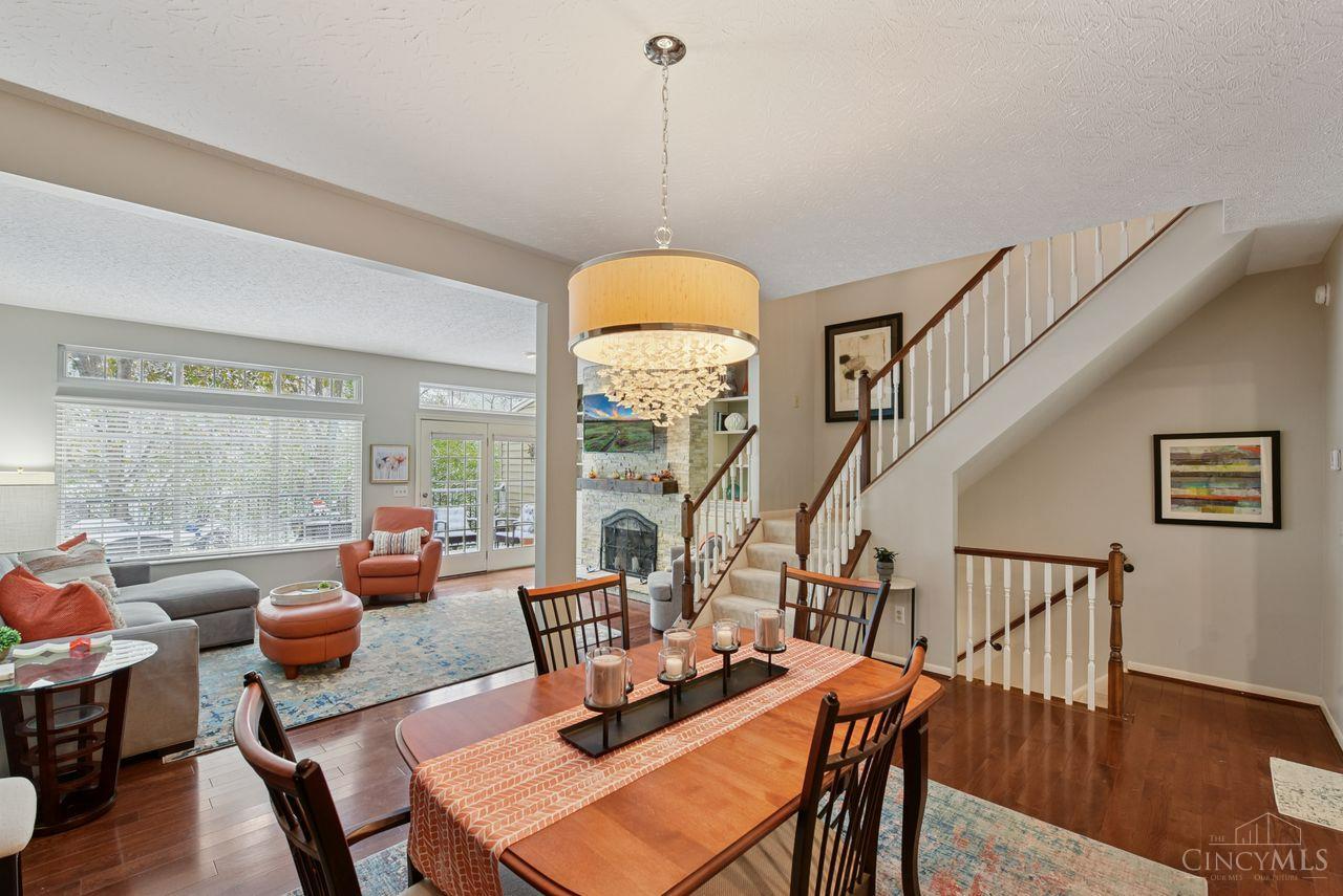 2474 Walnutview Court