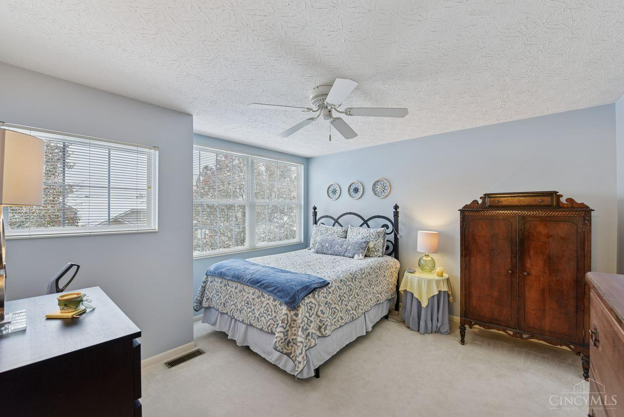 2474 Walnutview Court