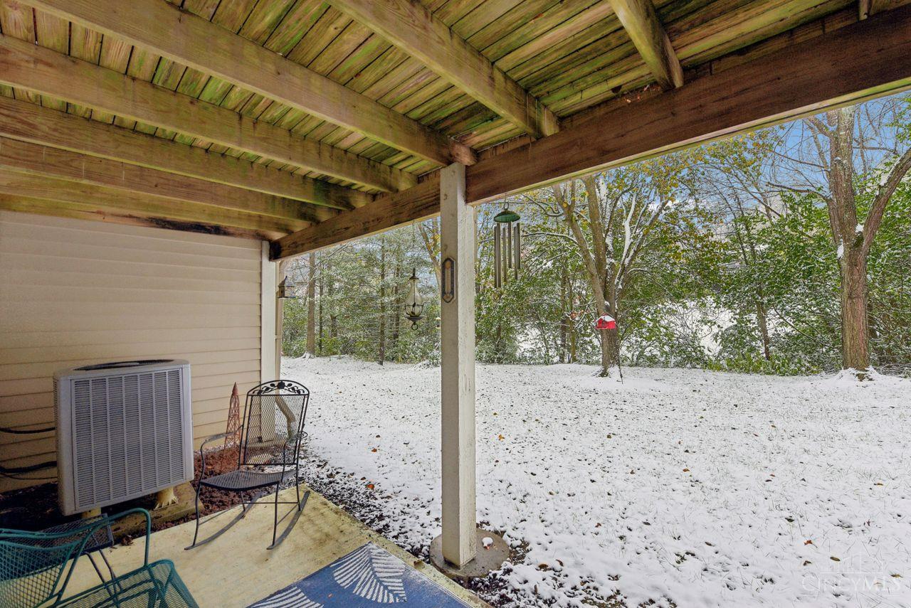 2474 Walnutview Court