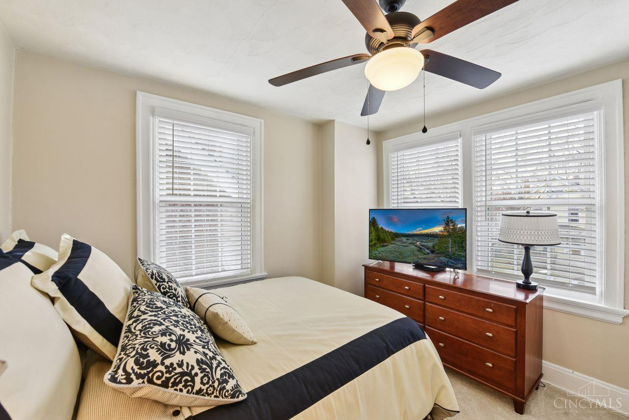 2844 Markbreit Avenue