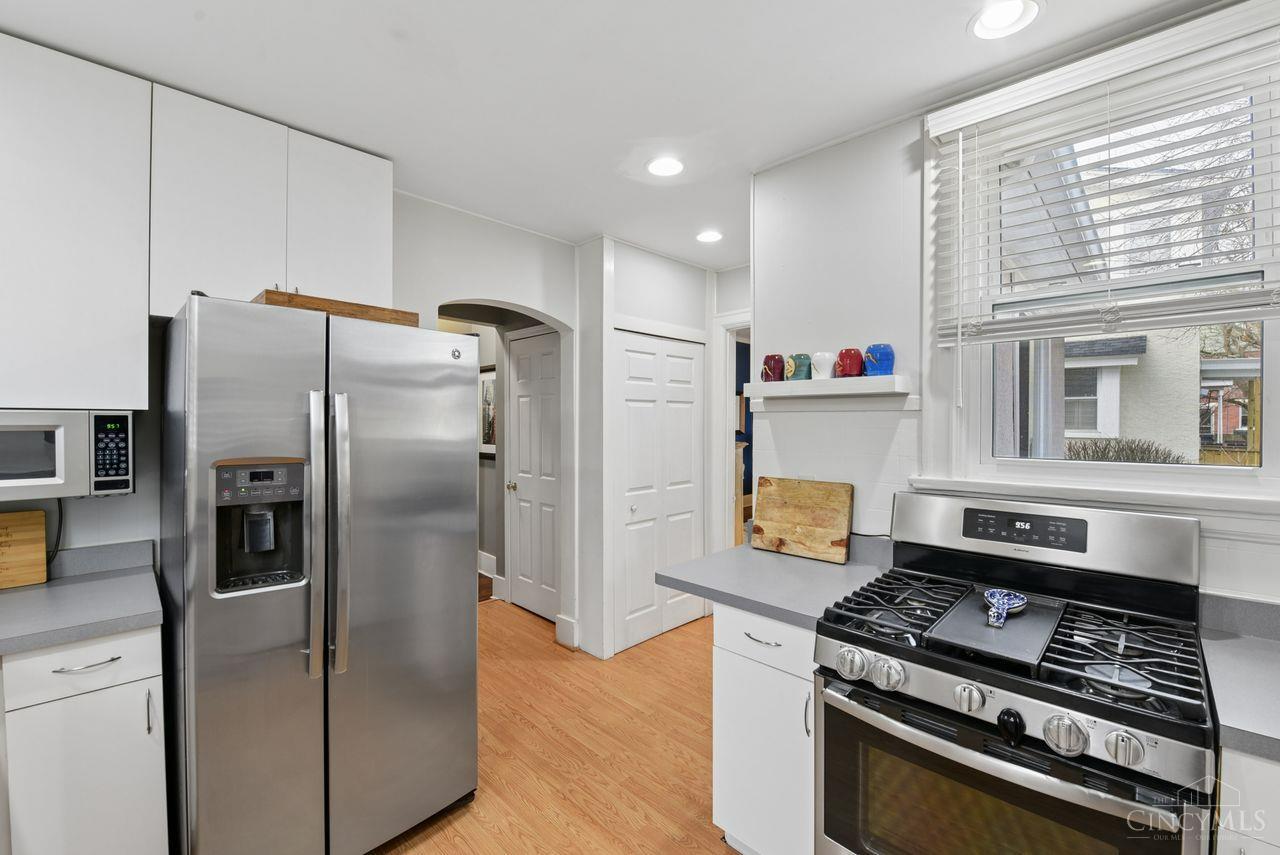 2844 Markbreit Avenue