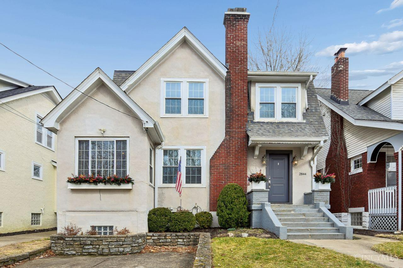 2844 Markbreit Avenue