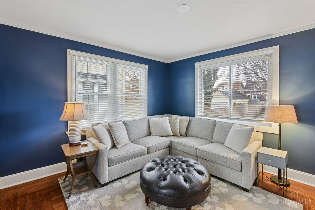 2844 Markbreit Avenue