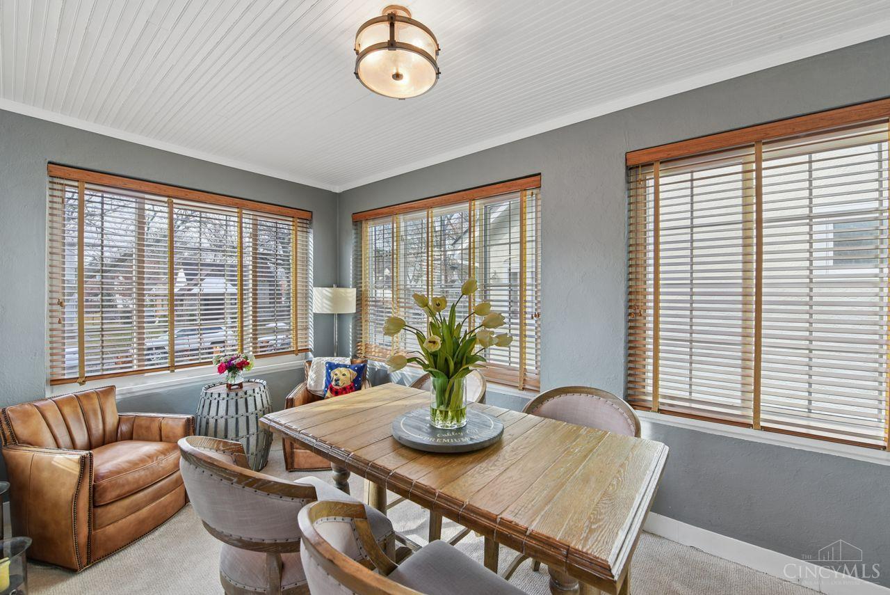 2844 Markbreit Avenue