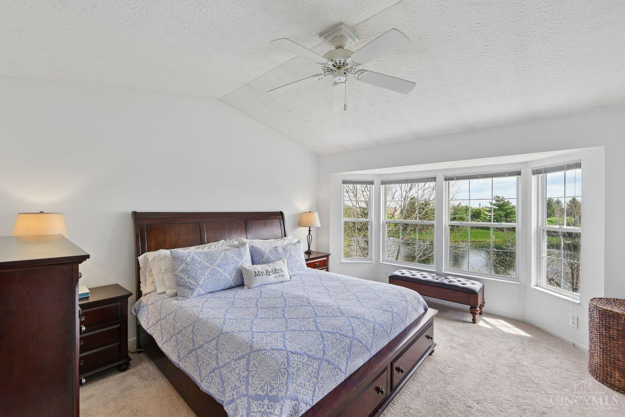 4189 Lakeknoll Drive