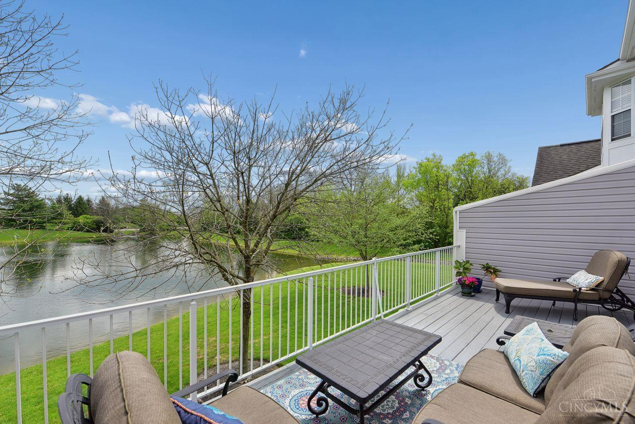 4189 Lakeknoll Drive