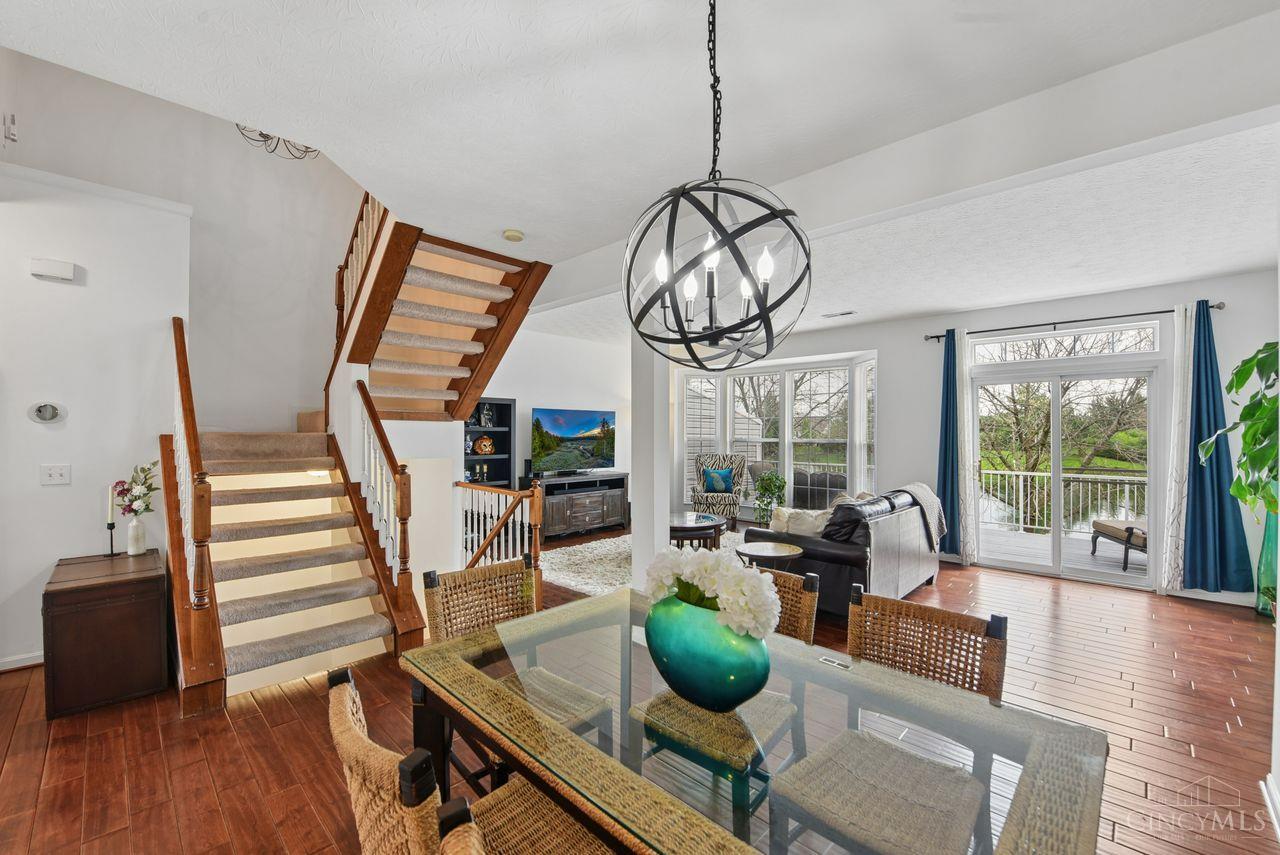 4189 Lakeknoll Drive