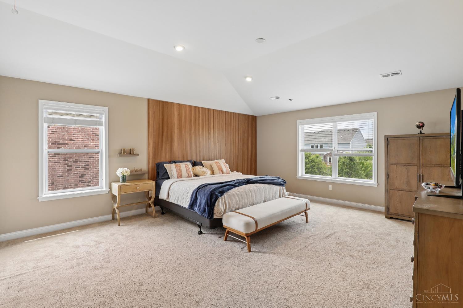 6867 Roberts Park Drive