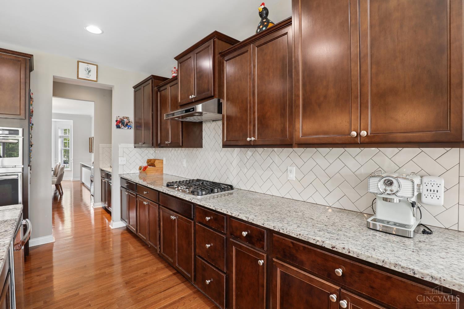 6867 Roberts Park Drive