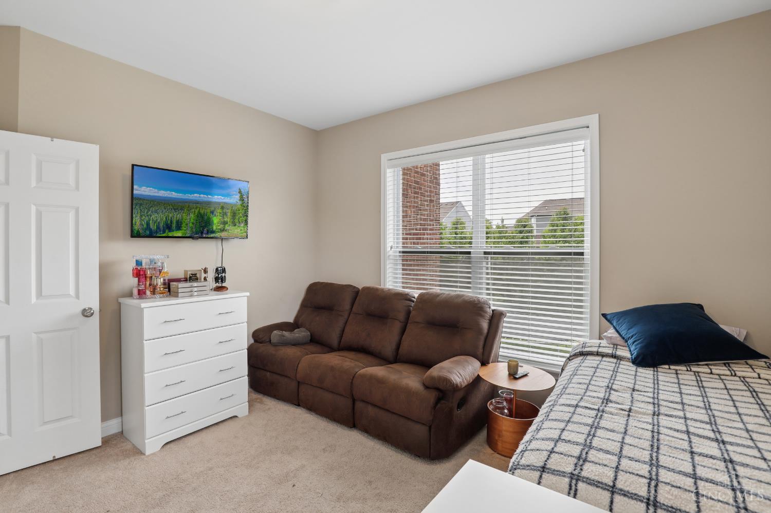 6867 Roberts Park Drive