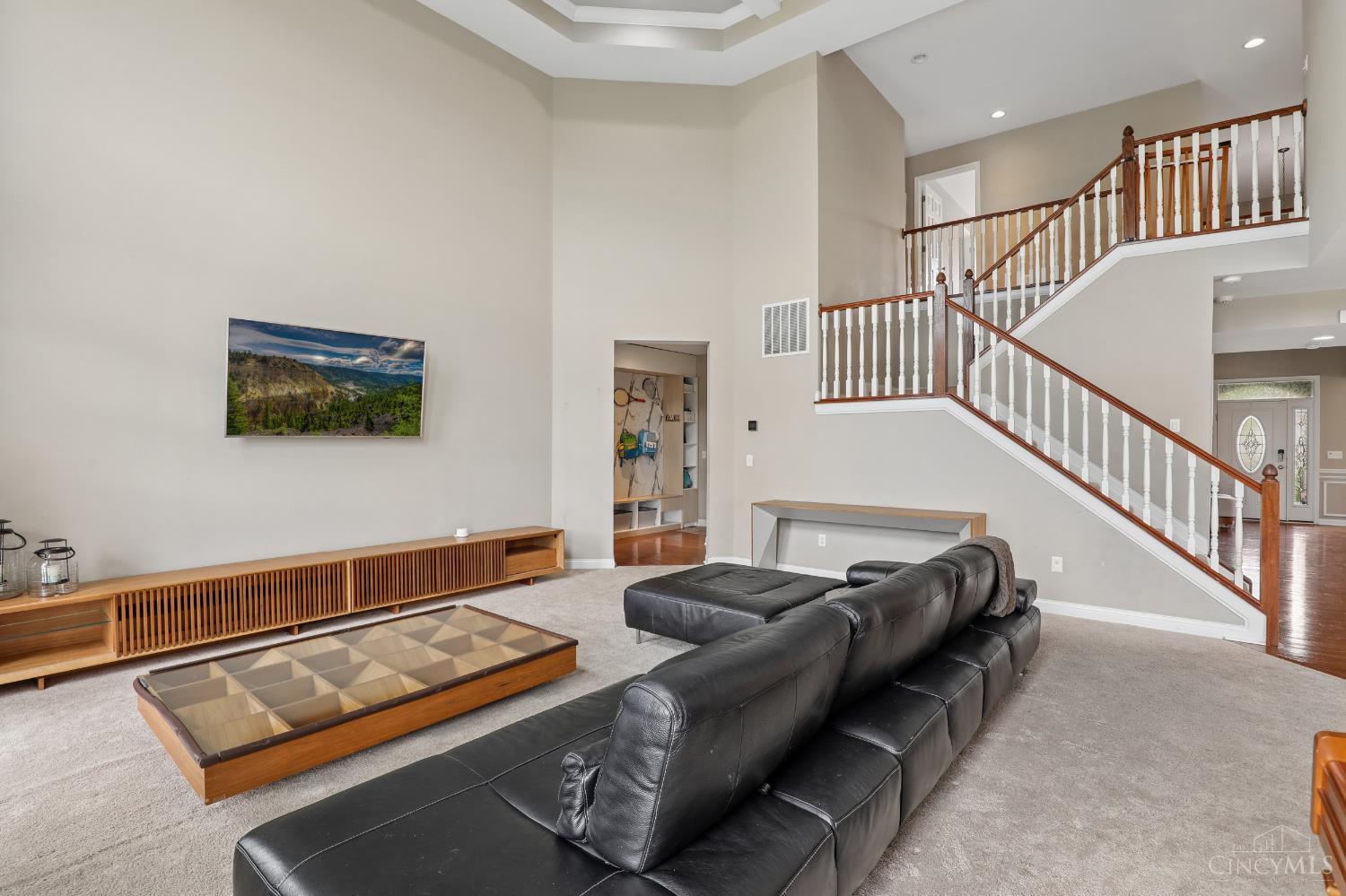6867 Roberts Park Drive