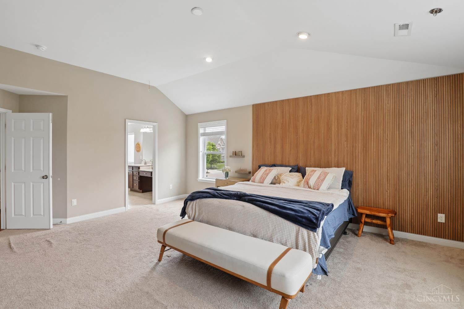 6867 Roberts Park Drive