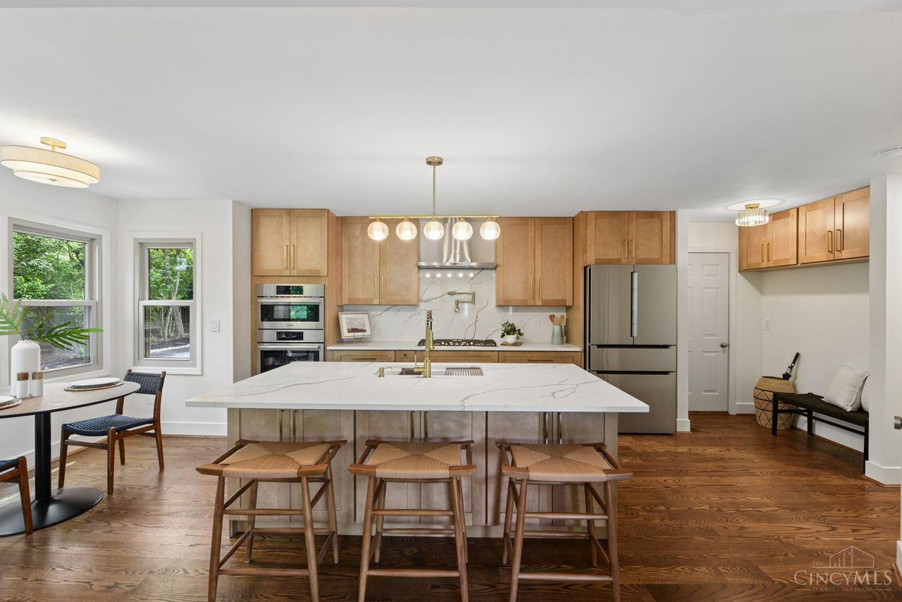 6149 Saint Regis Drive
