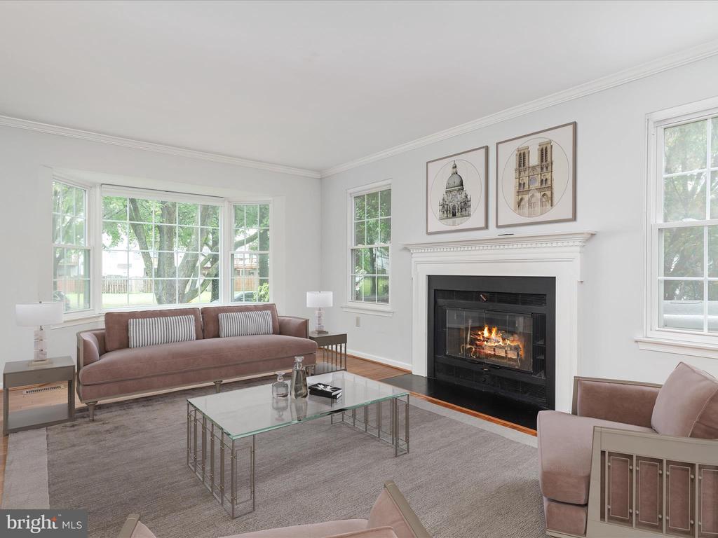 2324 NANTUCKET DRIVE