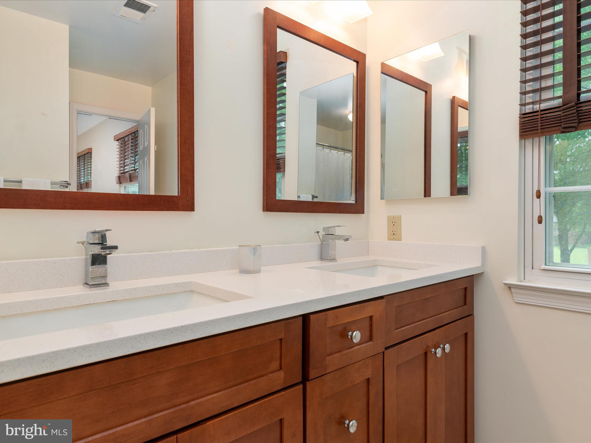 2324 NANTUCKET DRIVE
