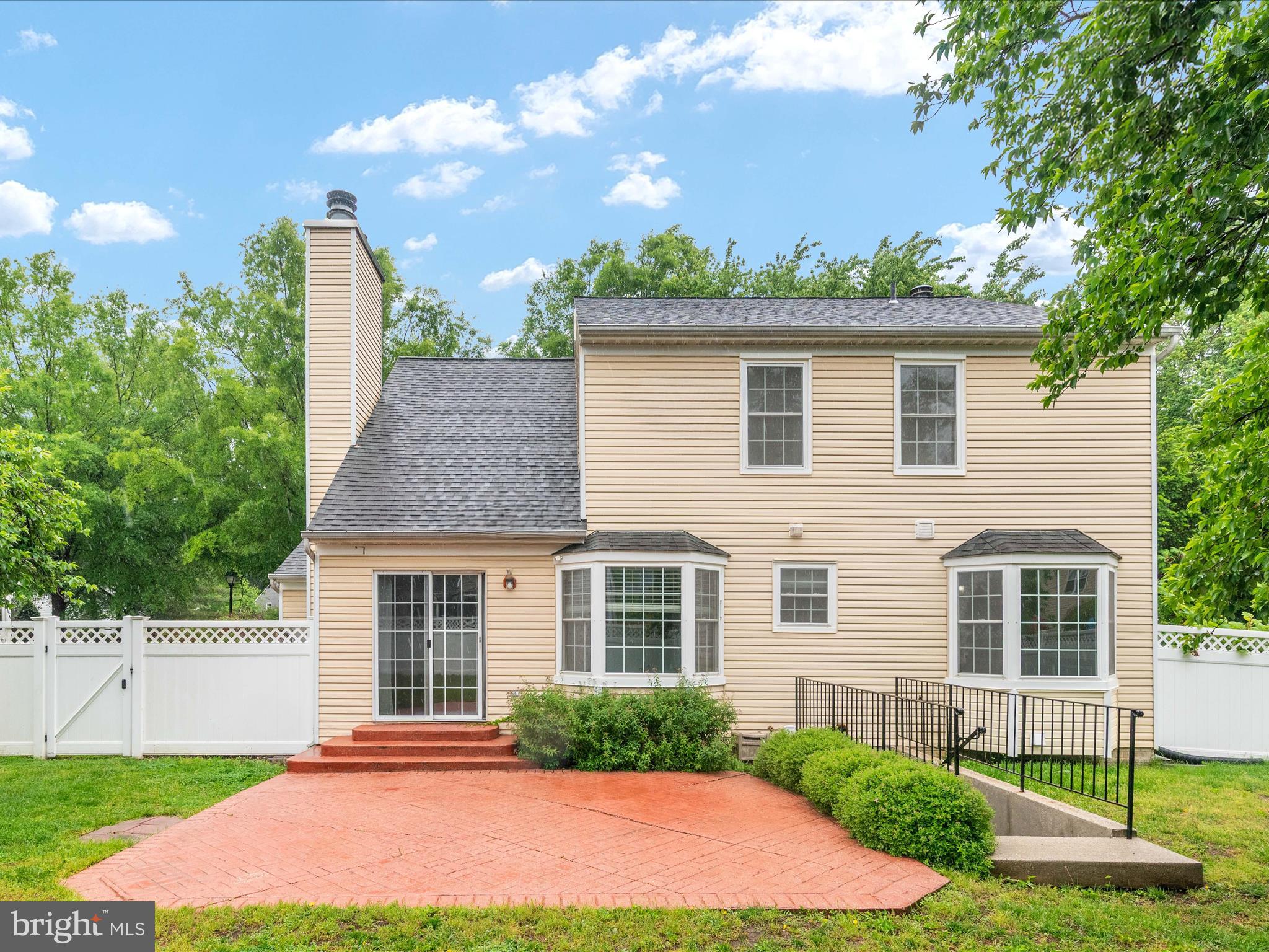 2324 NANTUCKET DRIVE