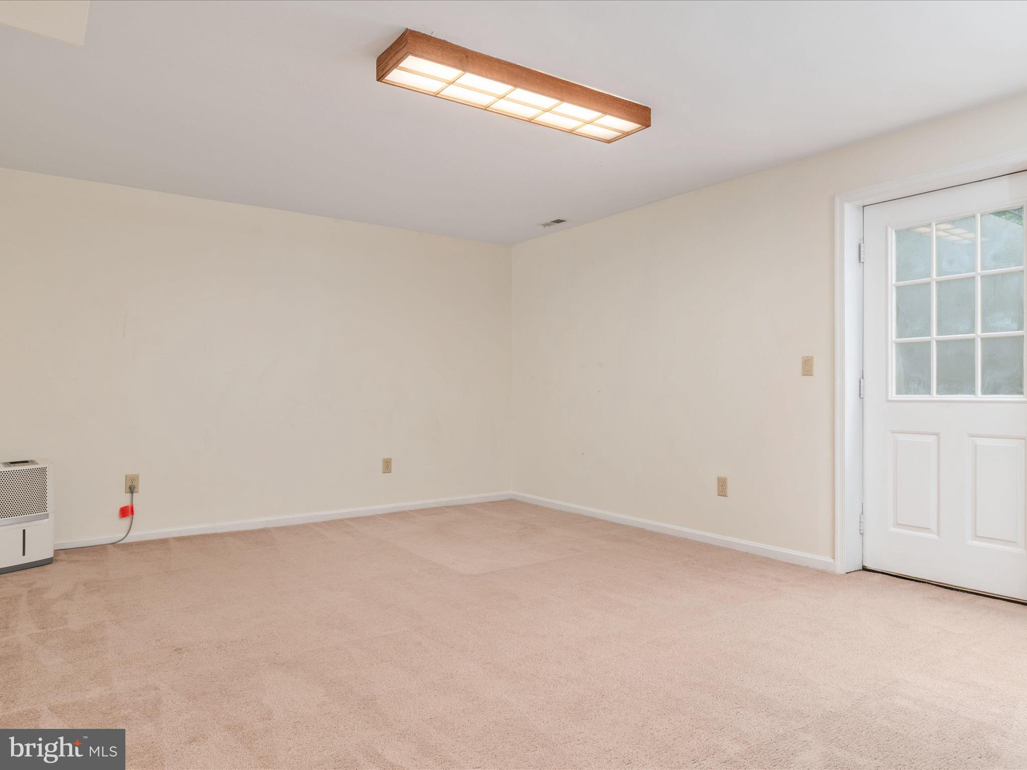 2324 NANTUCKET DRIVE