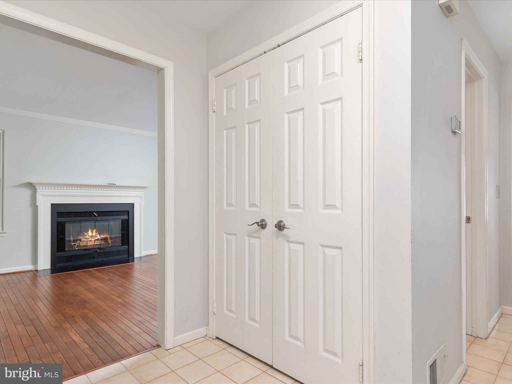 2324 NANTUCKET DRIVE