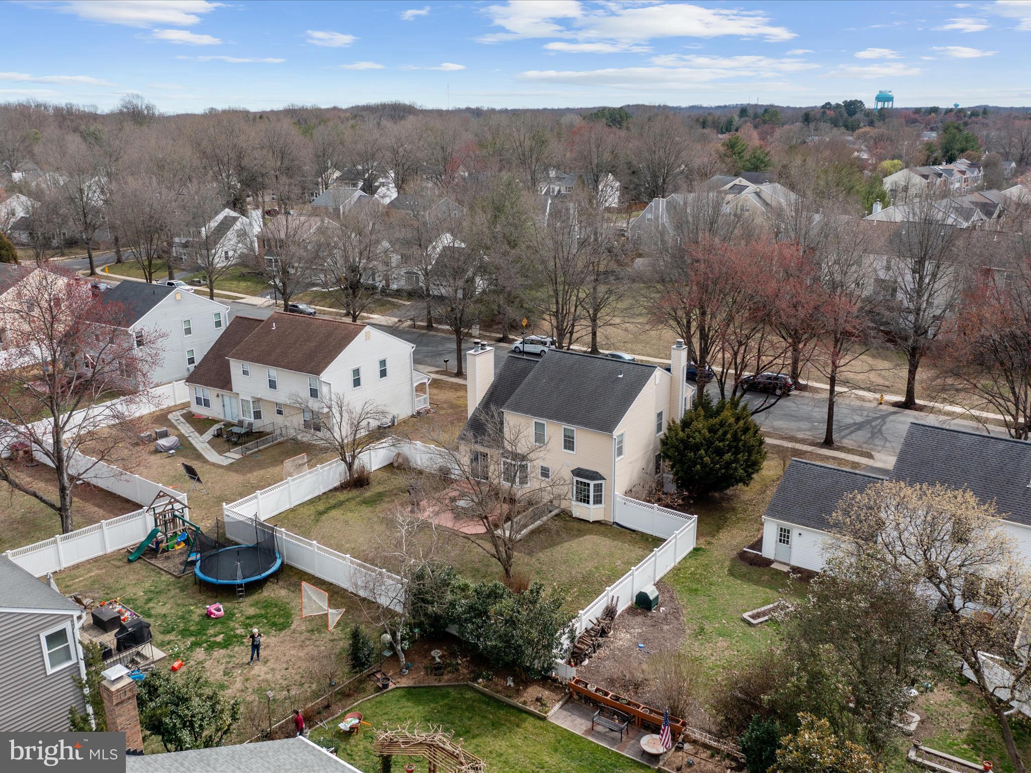 2324 NANTUCKET DRIVE