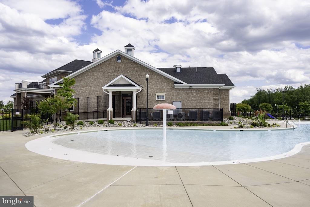 9629 GLASSY CREEK WAY