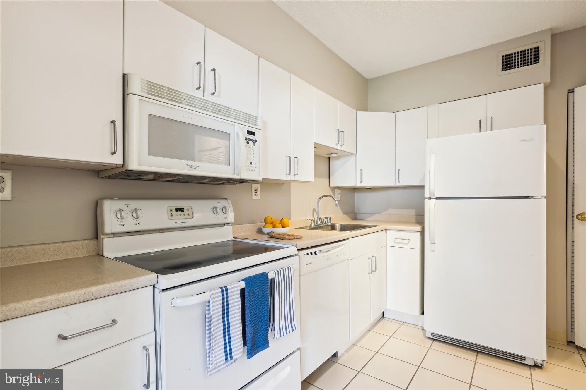 5500 HOLMES RUN PARKWAY 412