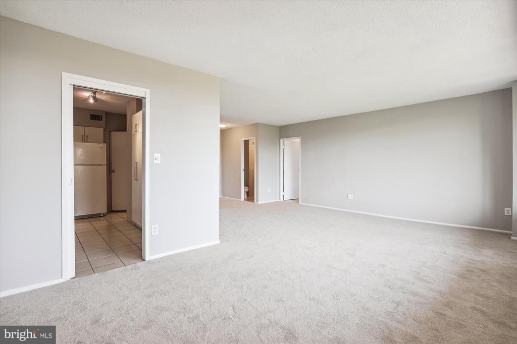 5500 HOLMES RUN PARKWAY 412