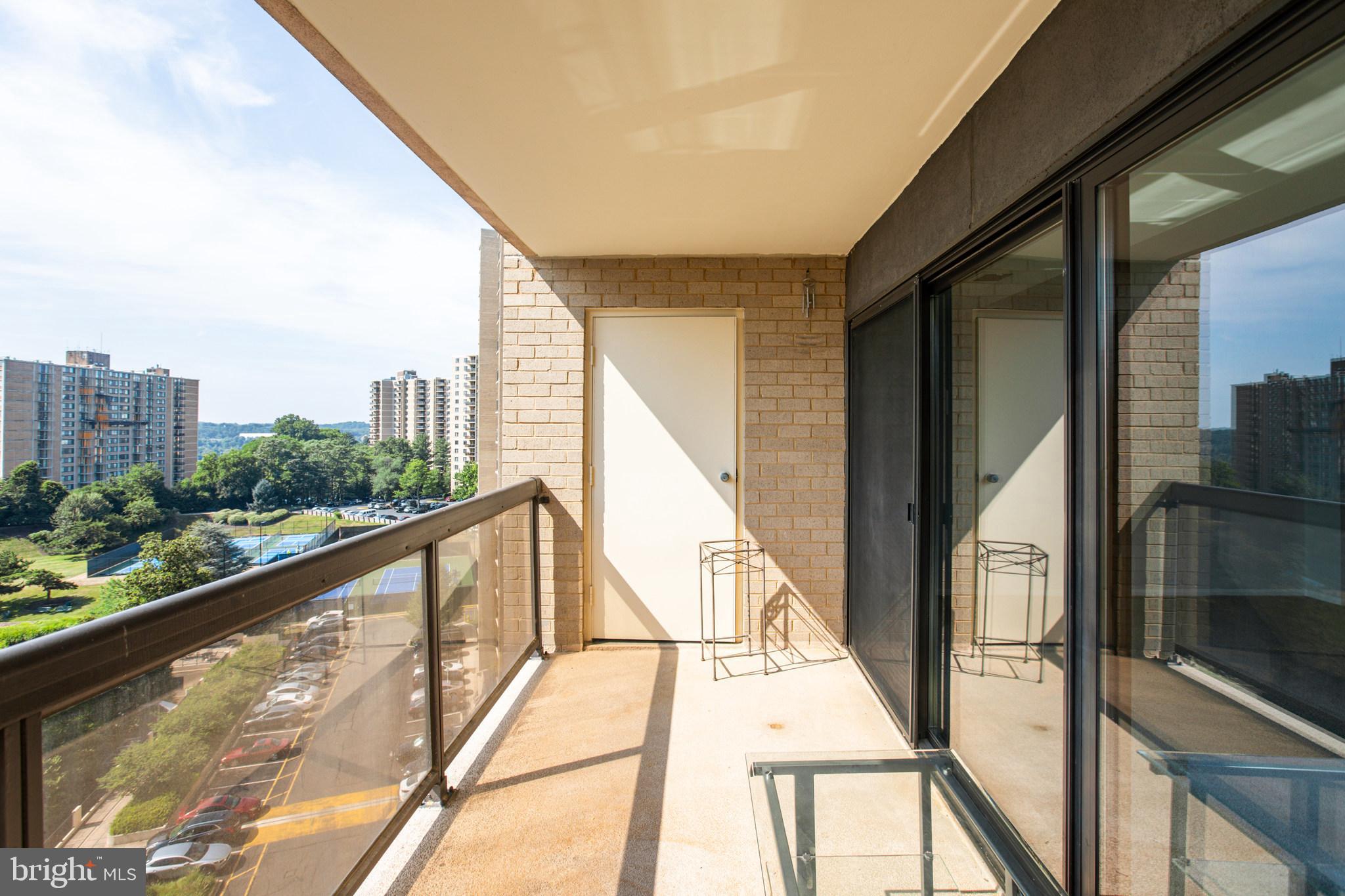 205 YOAKUM PARKWAY 1015