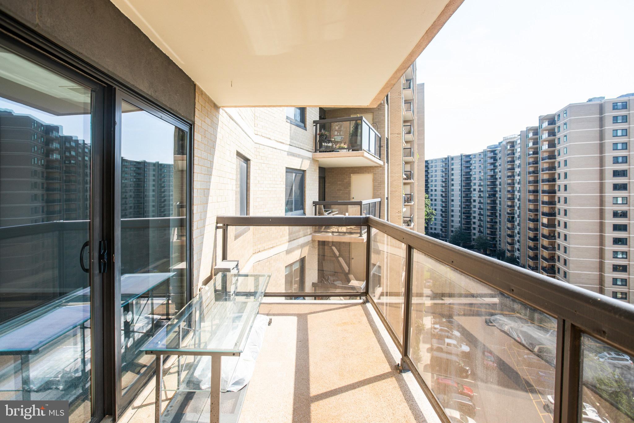 205 YOAKUM PARKWAY 1015