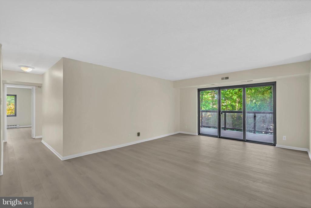 309 YOAKUM PARKWAY 308