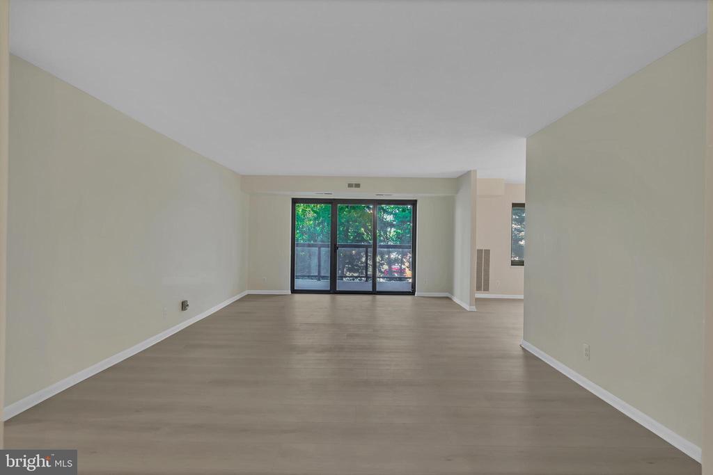 309 YOAKUM PARKWAY 308