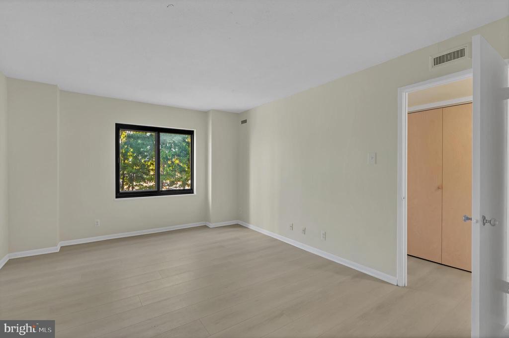 309 YOAKUM PARKWAY 308