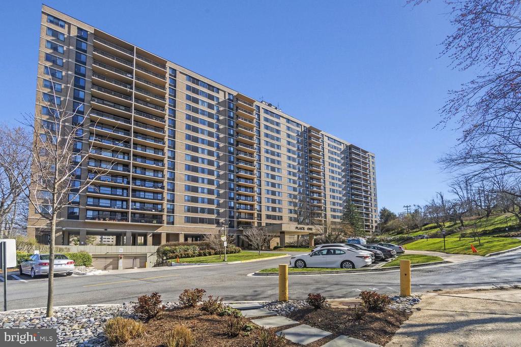 5500 HOLMES RUN PARKWAY 402