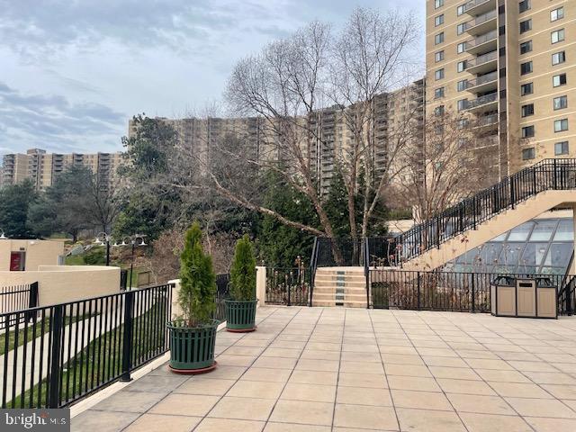 307 YOAKUM PARKWAY 1007