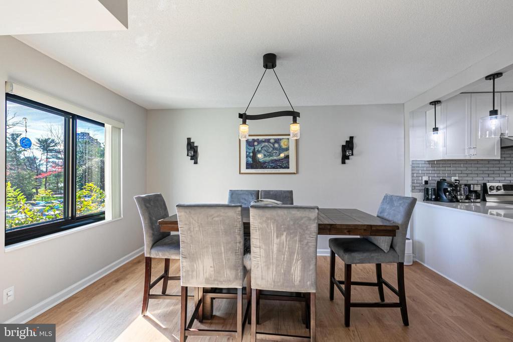 203 YOAKUM PARKWAY 218