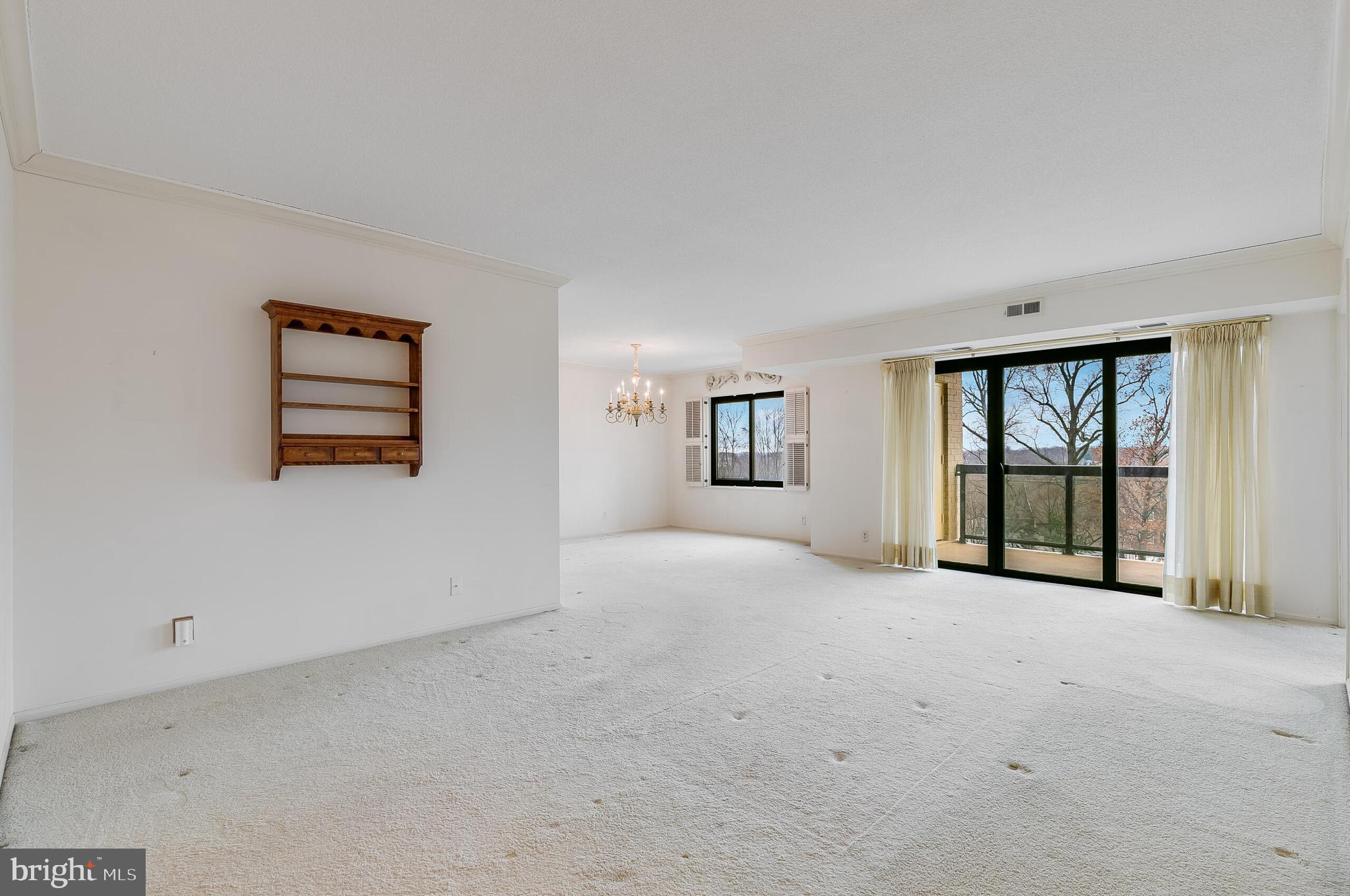 307 YOAKUM PARKWAY 624
