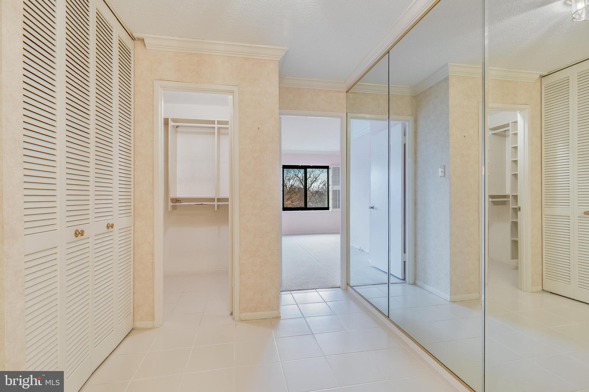 307 YOAKUM PARKWAY 624