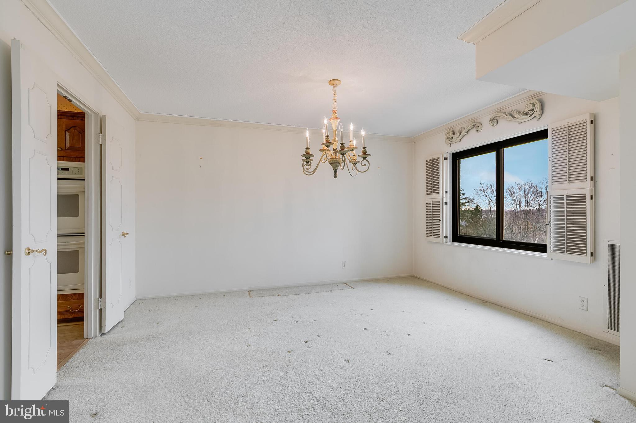 307 YOAKUM PARKWAY 624