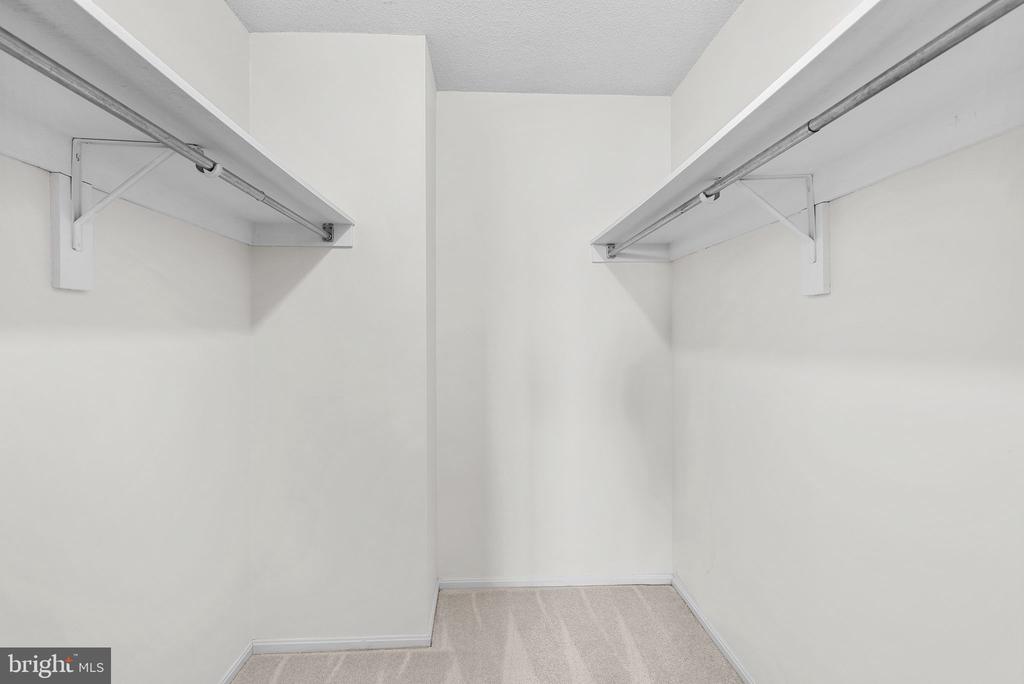 307 YOAKUM PARKWAY 1718