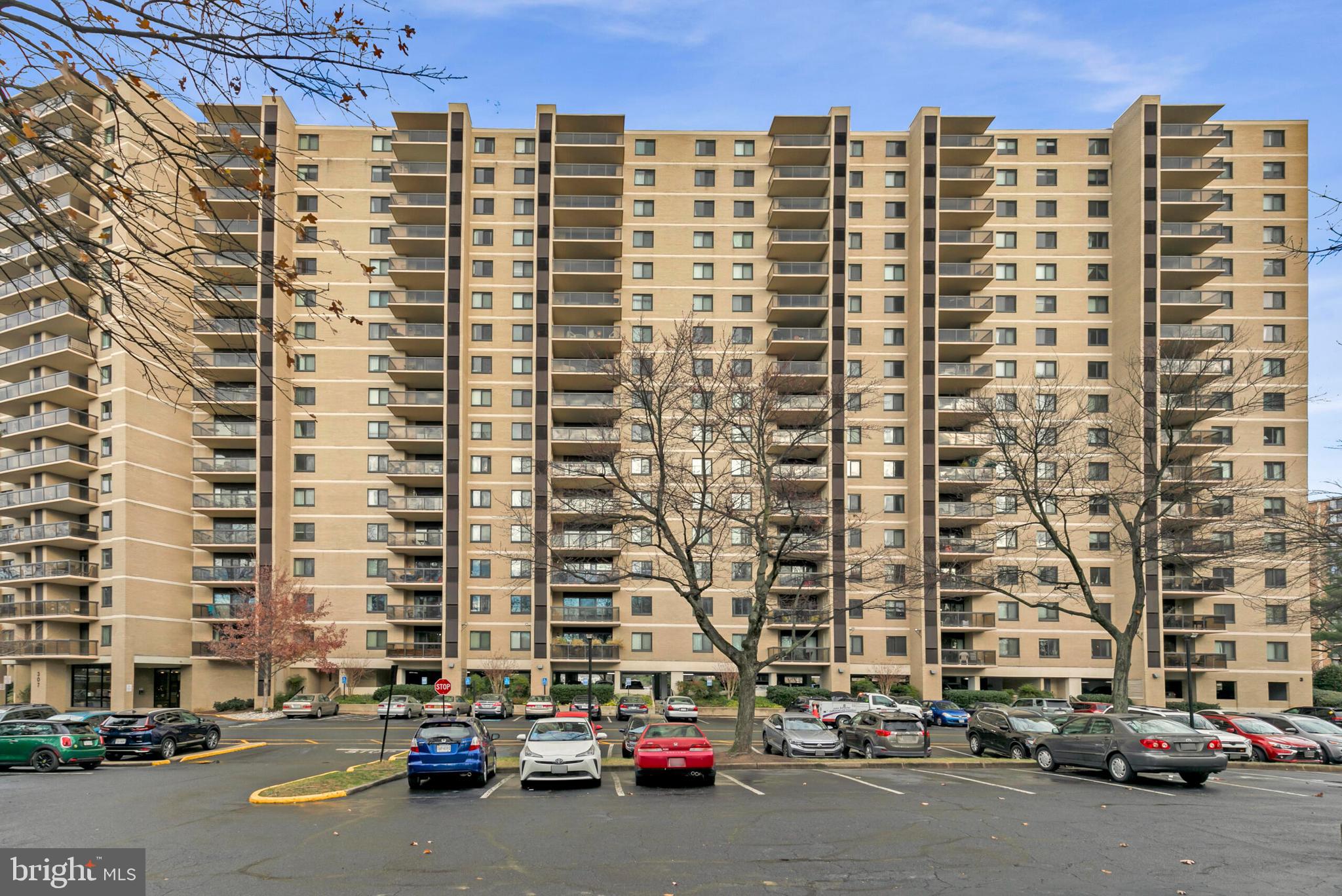 307 YOAKUM PARKWAY 1107