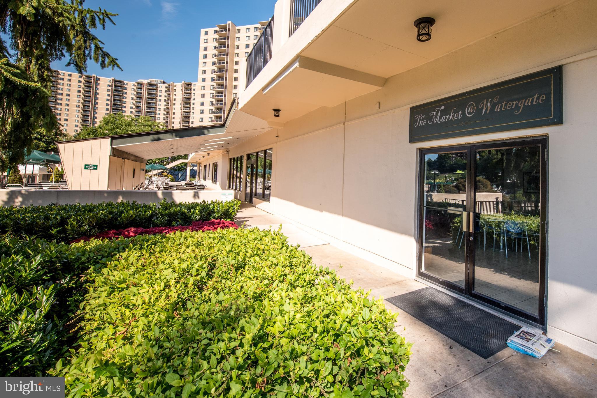 307 YOAKUM PARKWAY 1107