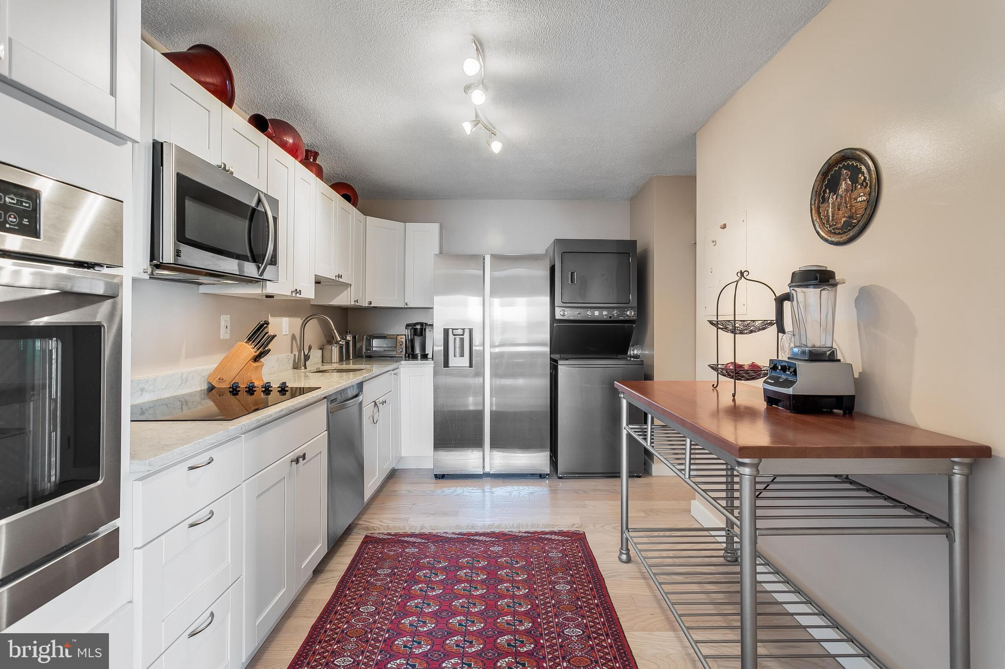 307 YOAKUM PARKWAY 1107
